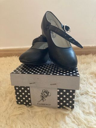 Zapatos flamenco niña - negros, talla 25