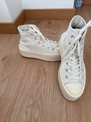 Converse Chuck Taylor plataforma blancas 39,5