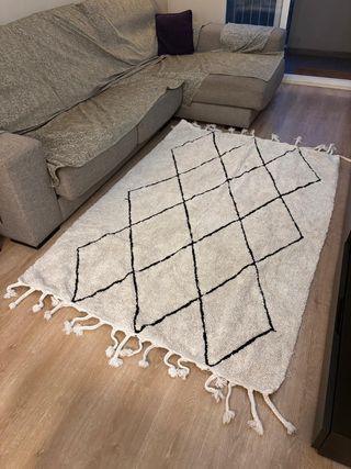 Alfombra lavable 
Lorena Canals - Beige y Blanca