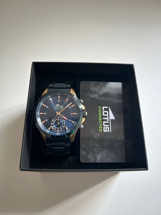 Reloj Lotus Connected azul y dorado