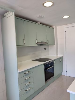 lacado de cocina en color verde claro 