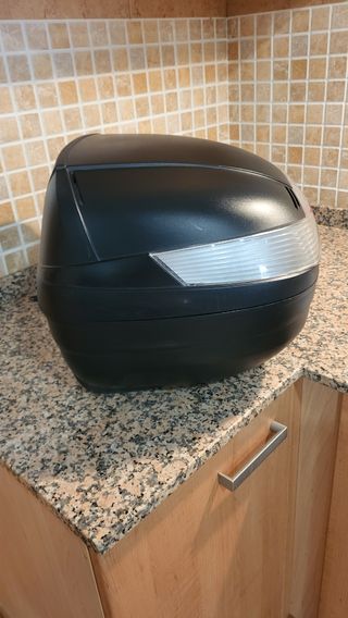 Baúl moto SHAD 39L - Negro
