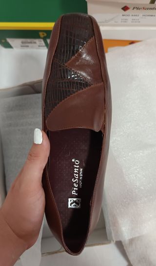 Zapato marrón mujer tacón bajo