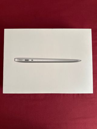 Caja MacBook Air 13" Apple 2020