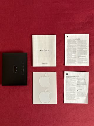 Caja MacBook Air 13" Apple 2020