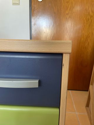Comodino per bambini con 3 cassetti