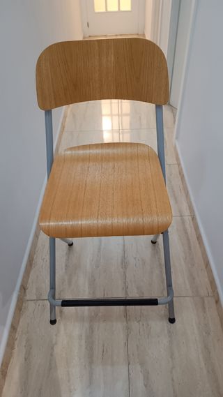 MESA ALTA UTBY + TABURETE FRANKLIN