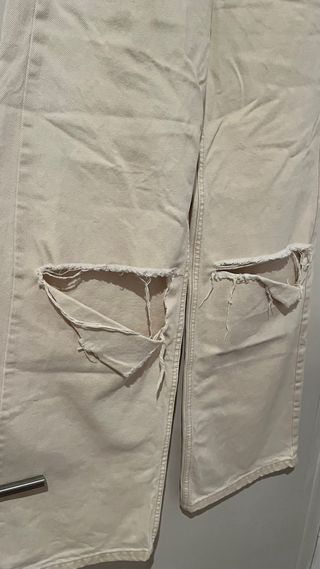 Vaqueros Bershka beige XS