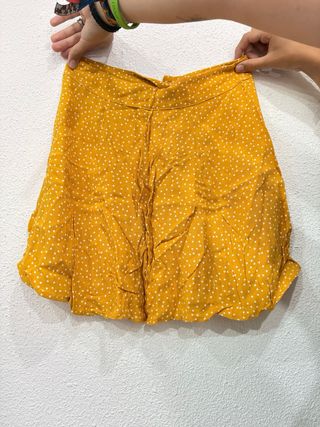 Falda amarilla lunares 