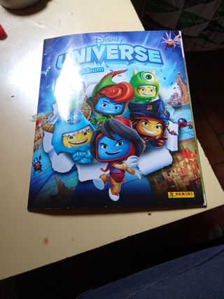 Álbum Disney Universe Panini