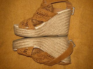 Lote 9 pares de calzado mujer. Lo de las fotos