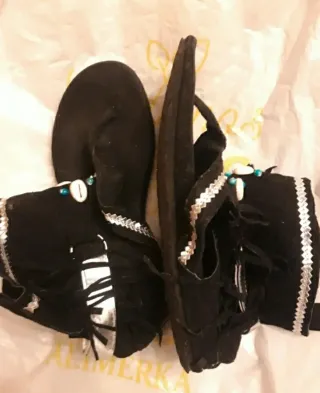 Lote 9 pares de calzado mujer. Lo de las fotos