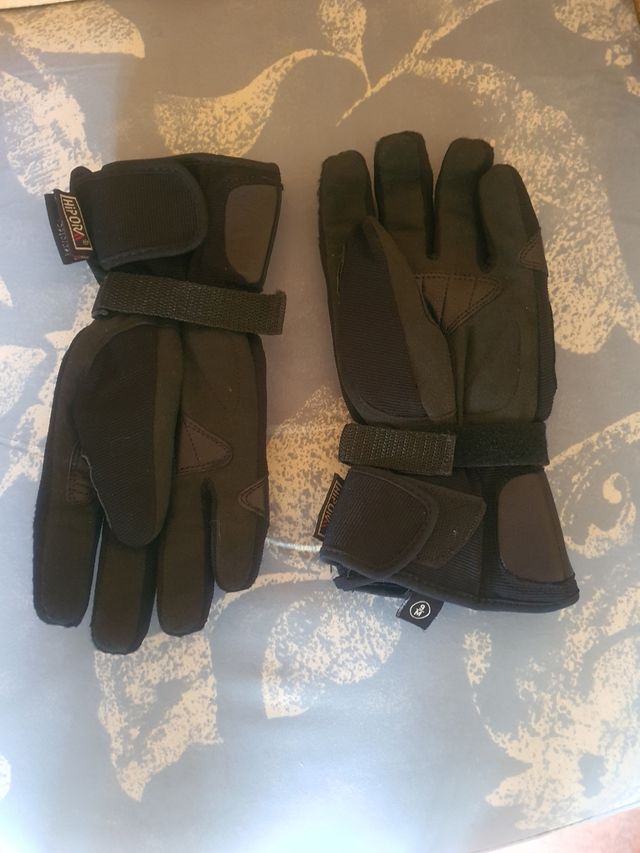 Guantes moto Hipora schoeller keprotec negros.