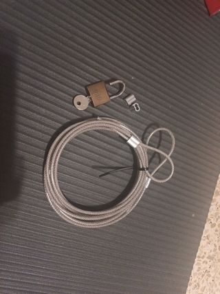 Cadena acero 3.8m + candado
