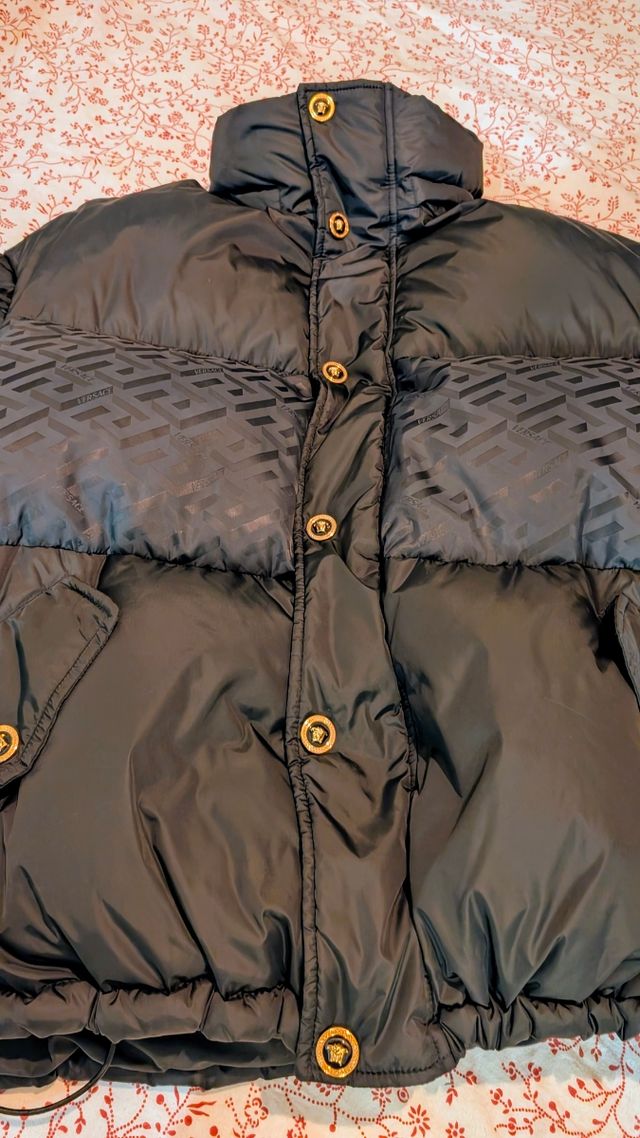 Plumón Versace negro - nuevo