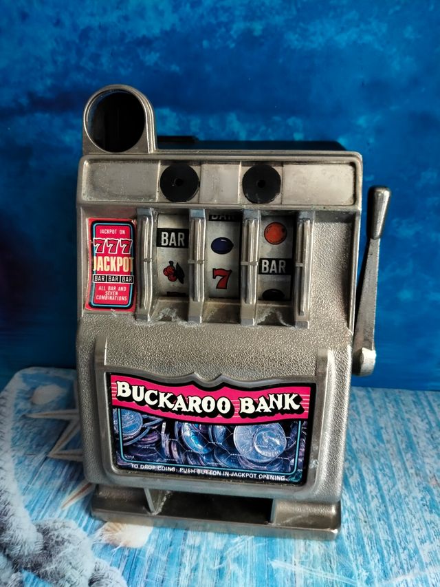 Slot machine Buckaroo Bank