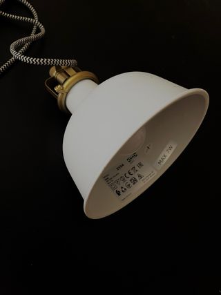 Lampara Ikea - Colgante blanca y dorada