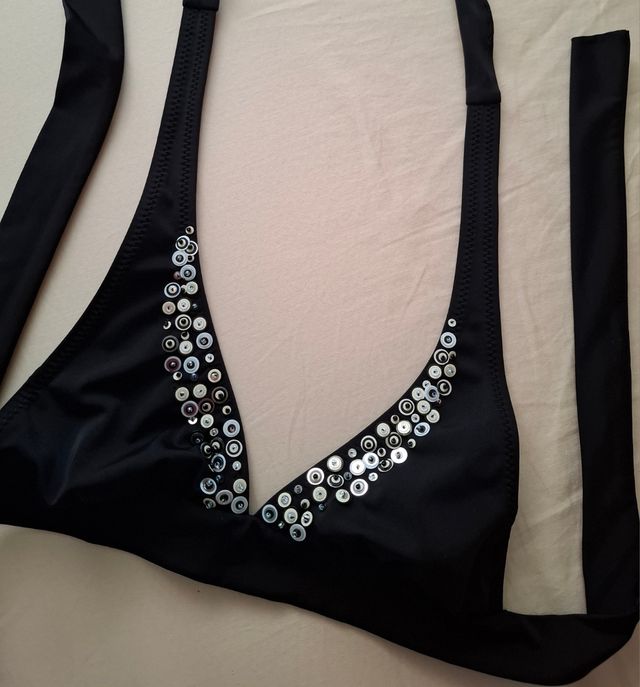 Bikini-Top negro c/lentejuelas