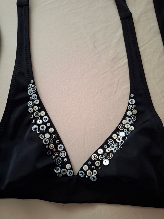 Bikini-Top negro c/lentejuelas
