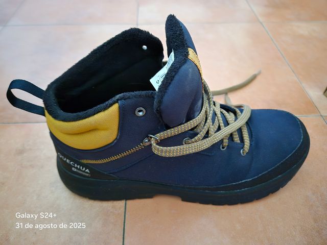 Botas Quechua Nieve - Azul/Amarillo