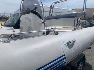 LEER BIEN!! SOLO flotadores de Zodiac Medline 2c
