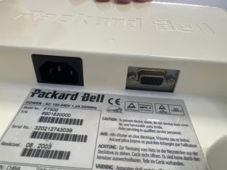 Monitor Packard Bell - Gris y Blanco