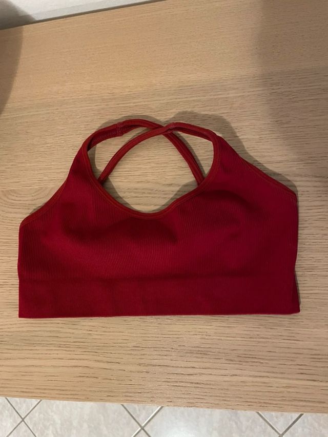 Top sportivo SHEIN rosso tg.S