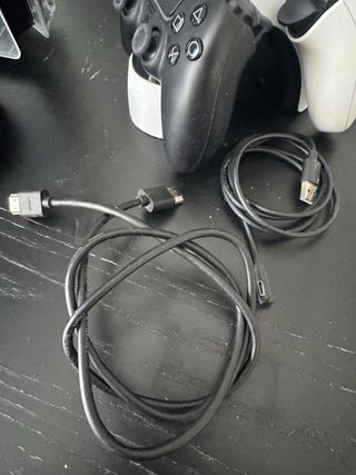 PS5 (PlayStation 5) - 3 mandos + juego