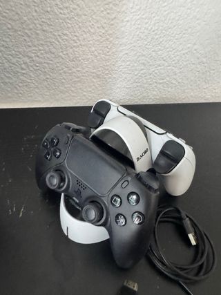 PS5 (PlayStation 5) - 3 mandos + juego