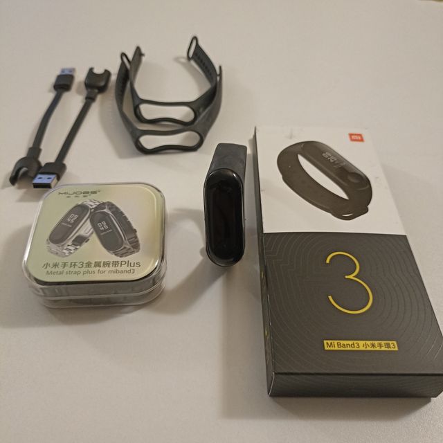Xiaomi Mi Band 3 - Fitness Tracker