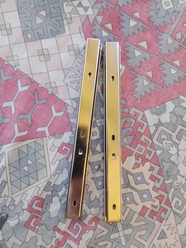 2 Suportes Metálicos Dobráveis