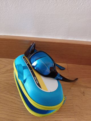 Occhiali da sole polarizzati per bambini Decathlon + cover