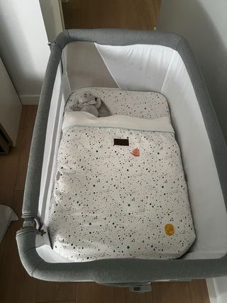 Minicuna colecho bebé Jané