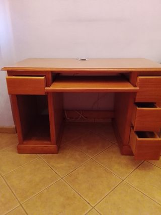 Escritorio madera marrón