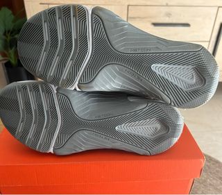 Nike Metcon 7 FlyEase - Negro/Platino