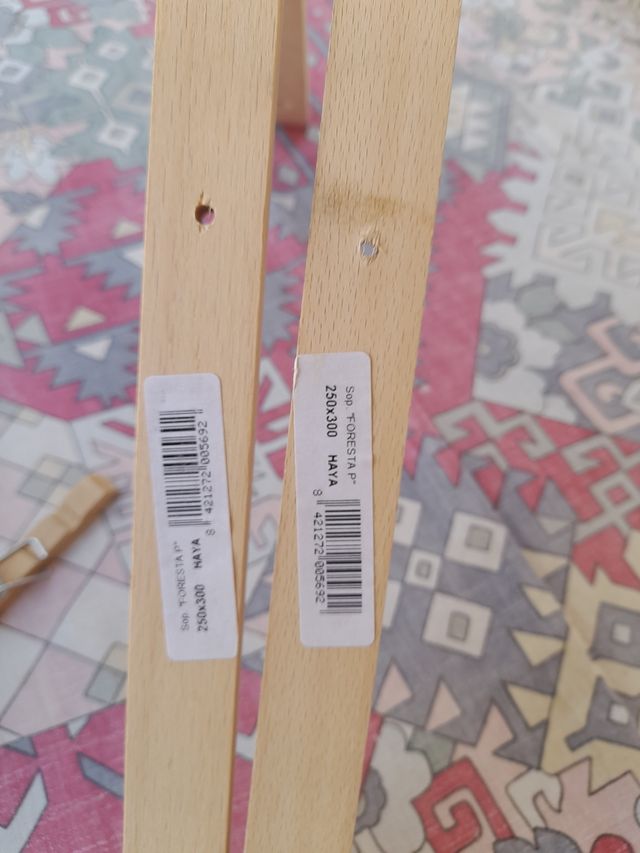 2 quadrados de madeira