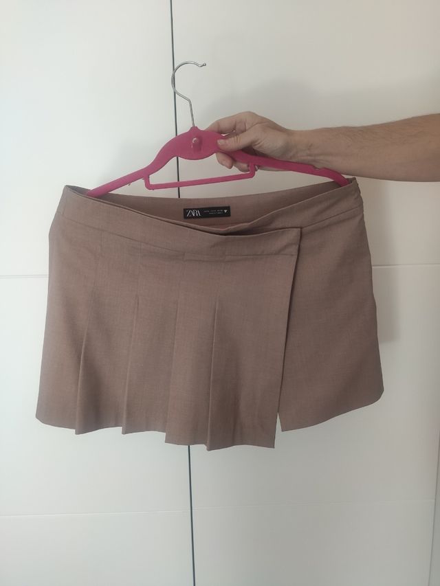 Shorts-Pantalón Zara marrón