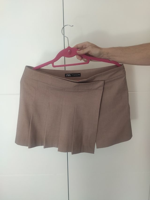Shorts-Pantalón Zara marrón