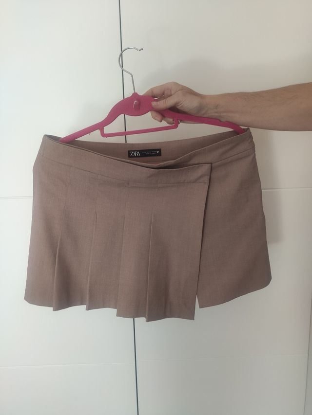 Shorts-Pantalón Zara marrón