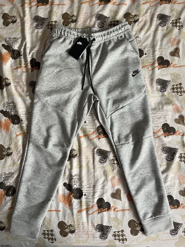 Pantalones Nike Tech Fleece Gris Talla M