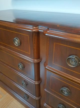Cómoda de madera, 8 cajones