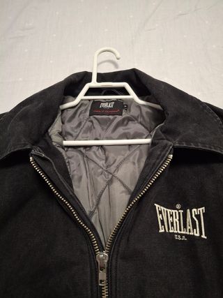 Chaqueta Everlast negra
