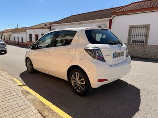 Toyota Yaris 2014