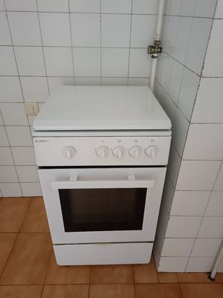 Cocina gas natural Bluesky 4 fuegos