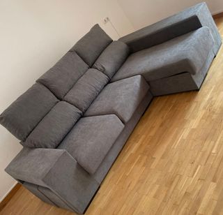 Sofá chaise longue gris - 2 Puffs