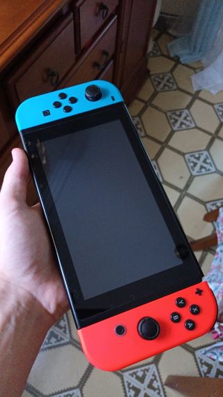 Nintendo Switch Azul-Rojo
