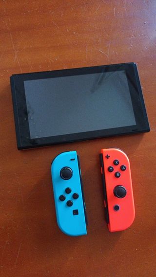 Nintendo Switch Azul-Rojo