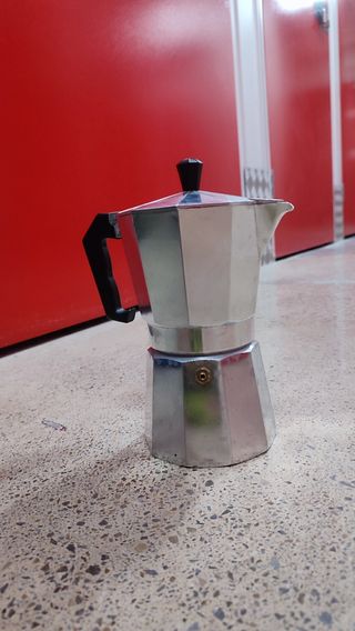 Cafetera italiana de aluminio