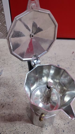 Cafetera italiana de aluminio