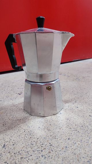 Cafetera italiana de aluminio